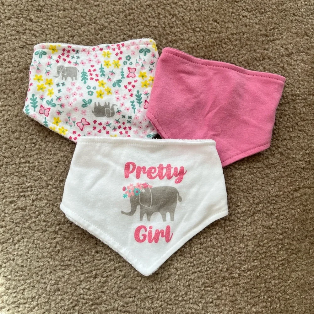 NWOT Baby girl bandana bibs